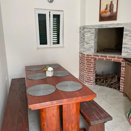 Appartement Nikol *